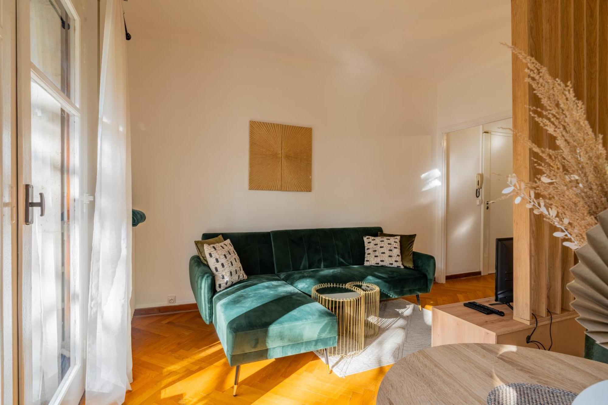 Le Carre D'or Mermoz Apartment *